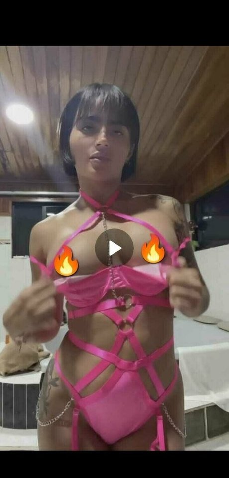 piel morenita z nude star img