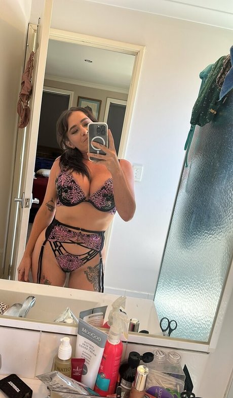 cecci west exclusive star gallery