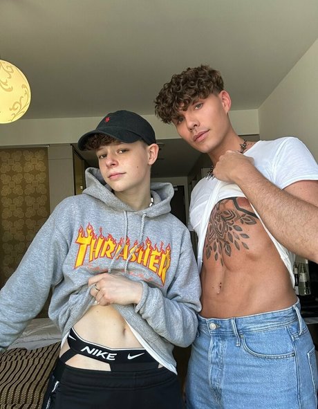 luistwinkyy star best photos