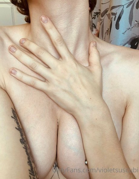 violetsuccubi star hot picture