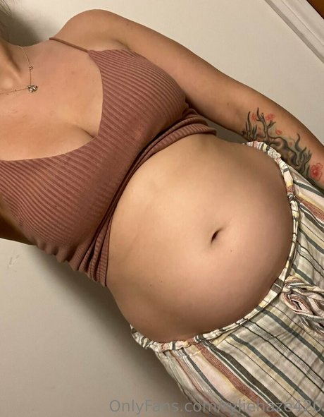 ryliehazefeedee pornstar xxx pics