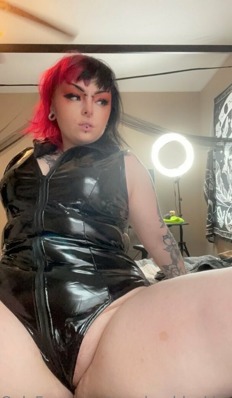 reaghanblackhart Photo Gallery