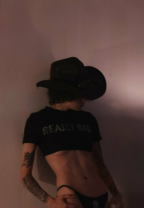 seriouslyzippy pornstar erotic images