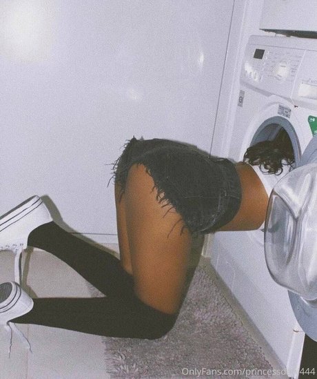 PrincessDani444 star sexy photo