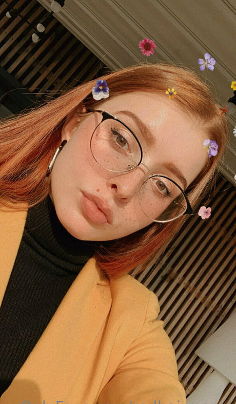 cheerleader onlyfans naked image