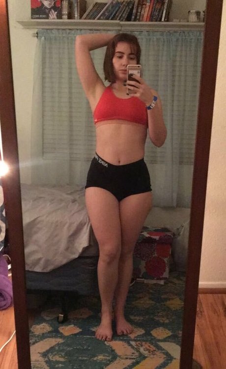 kaleskujo pornstar nice image