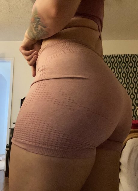 kaleskujo pornographic actress pic