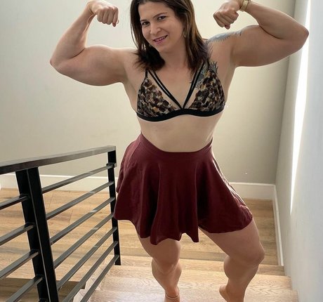 Eva The Supergirl Photo Gallery