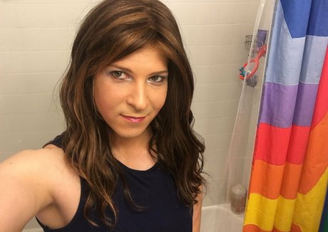 Eva The Supergirl star pornographic photo