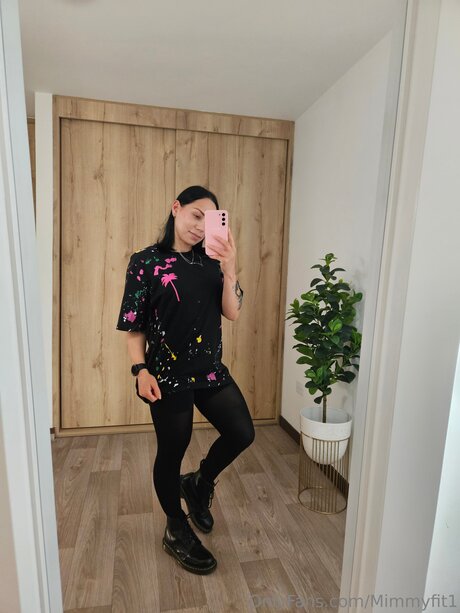 mimmyfit1 pretty pornstar galleries