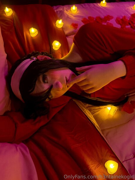 h3ntainekogirl beautiful actress archive