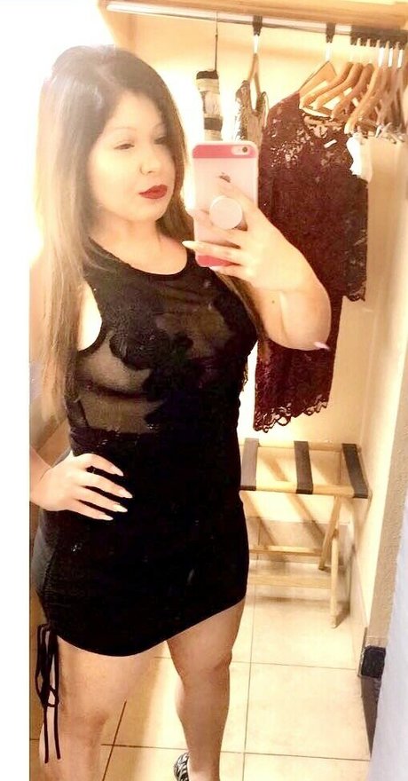 Roberta Cano star exclusive images