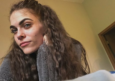 pipersfw nice actress pics