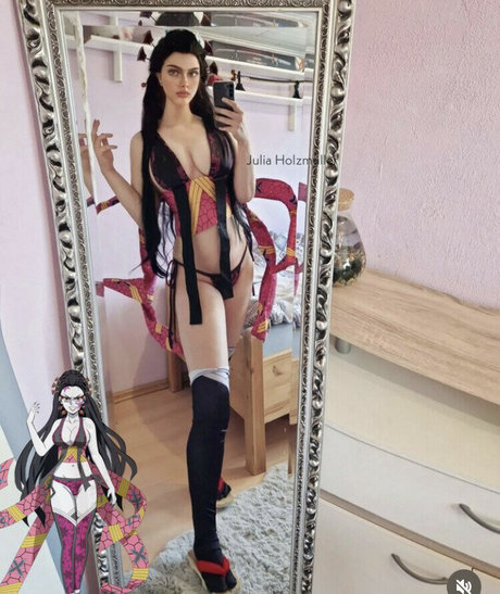 Julia Holzmuller model erotic gallery