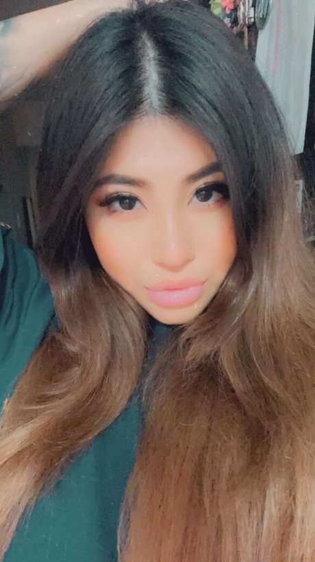 xxx asian onlyfans top photo