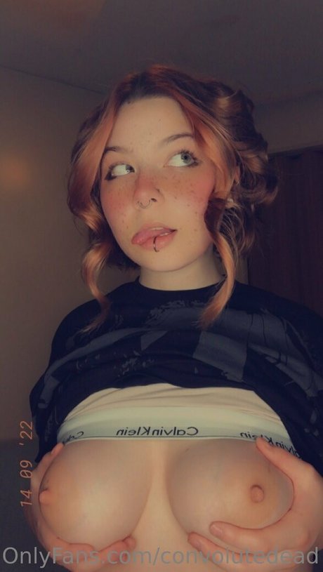 convolutedead star pretty photo