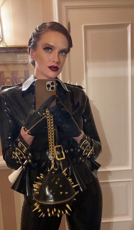 Gummipuppet star high quality photos