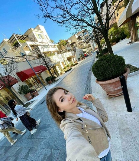 eliss333 model nice pics