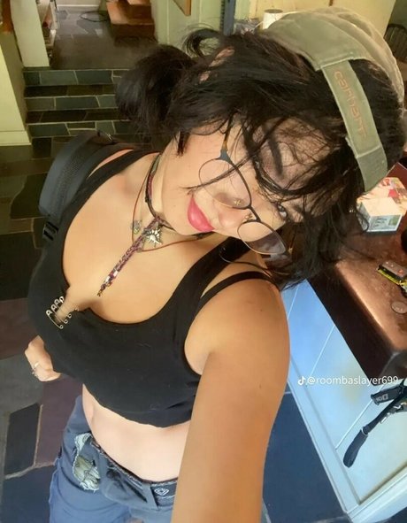 Roombaslayer69 actress image