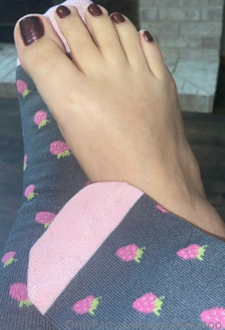 adoremetoo model naked galleries