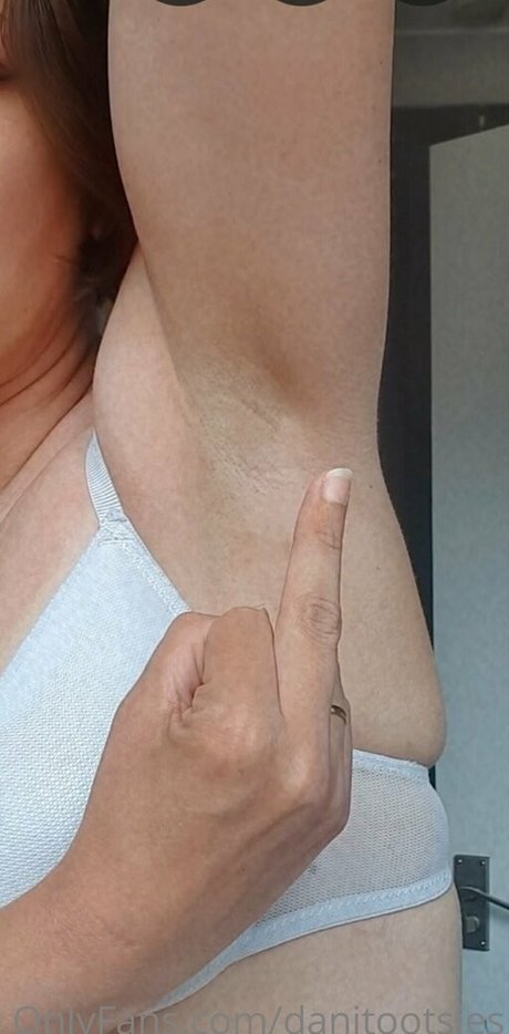 goddess daniella star art archive