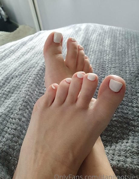 goddess daniella porn model img