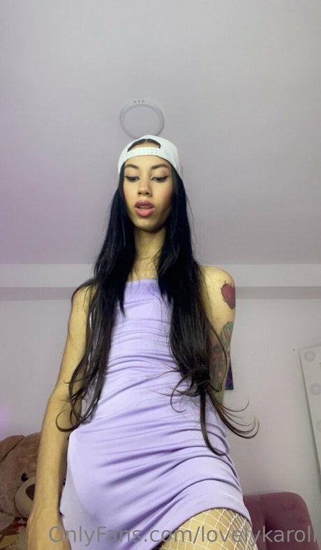 lovelykaroll pornstar nudes pictures