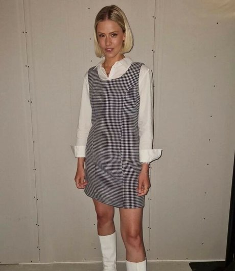 blowjob brunette onlyfans hot sex picture