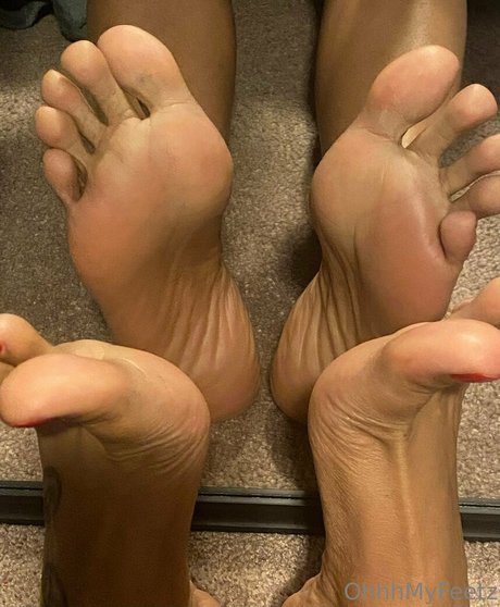 ohhhmyfeetz xxx pornstar image