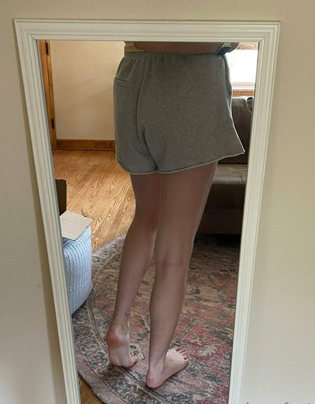 carlyreyfeet high quality star picture