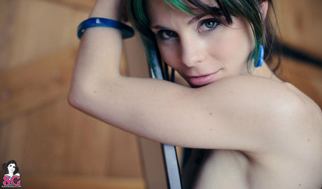 Lumo SG erotic model galleries