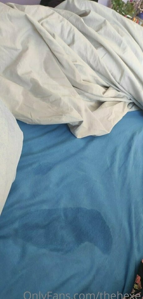 thehexe hot model picture