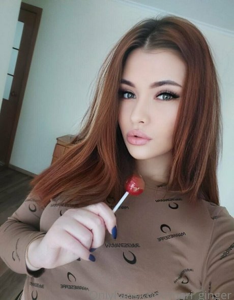 meri ginger naked actress pics