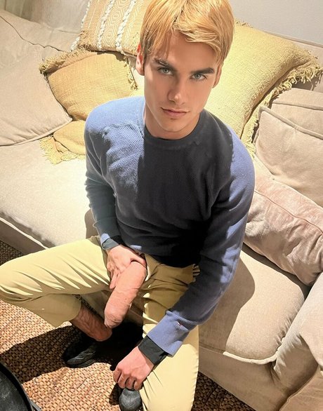 famous onlyfans naked pictures