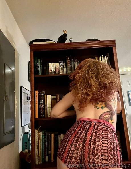 maroxismagic nude actress pics