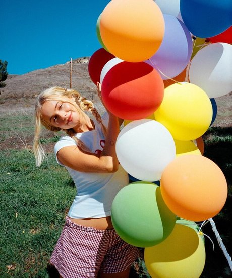 Claire Rosinkranz model pornographic gallery