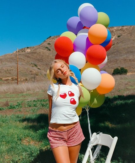 Claire Rosinkranz sex actress img