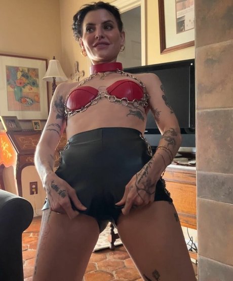 Lilith Czar actress photo