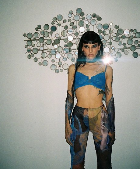 Lilith Czar model exclusive images