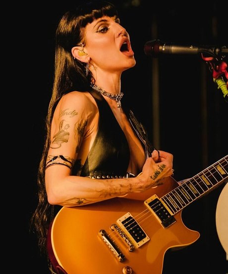 Lilith Czar star top picture