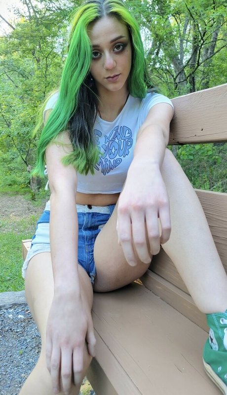 Airica Demia model images