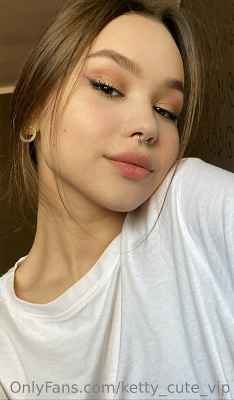 ketty cute pornstar hot pics