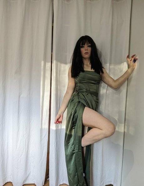 Babygirl Emma model nudes archive