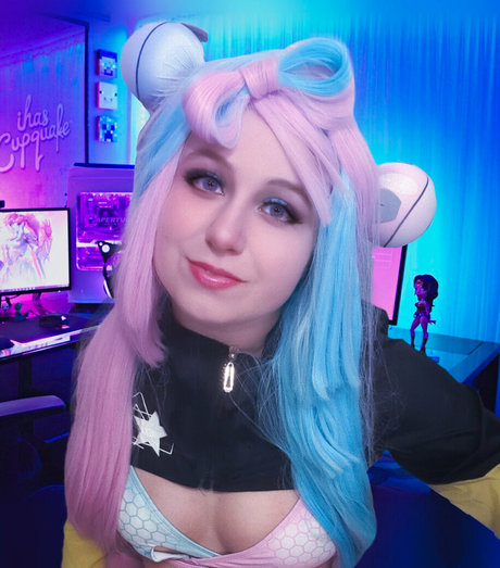 elladonella free naked pornstar pics