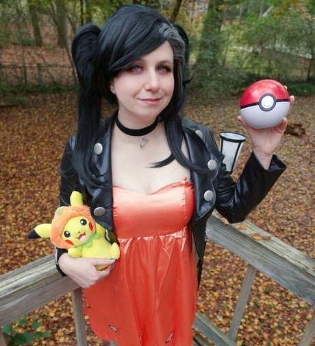 elladonella free actress galleries