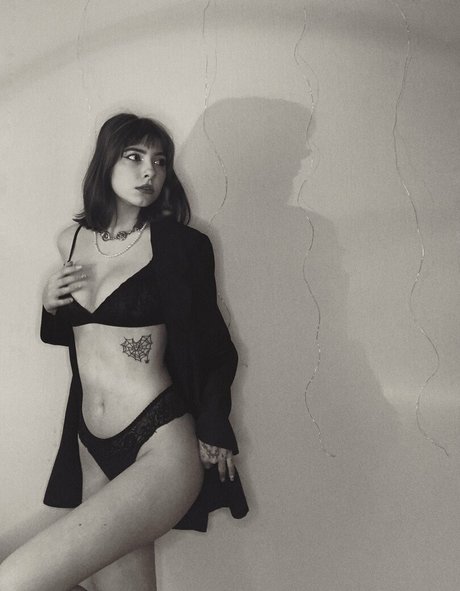 zlatka lesenok erotic model gallery