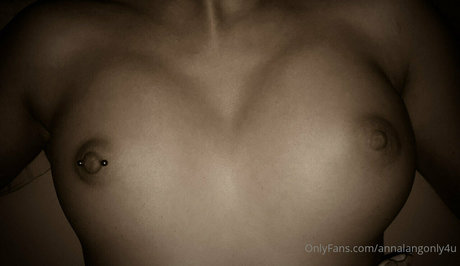 big tits mom onlyfans pornos images