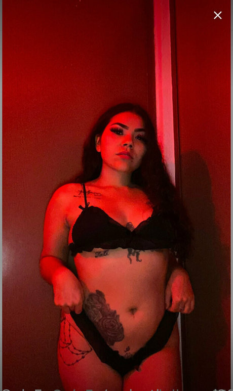 brattyprincess25 star nude photo