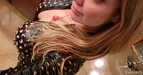 evabnotty art pornstar pictures