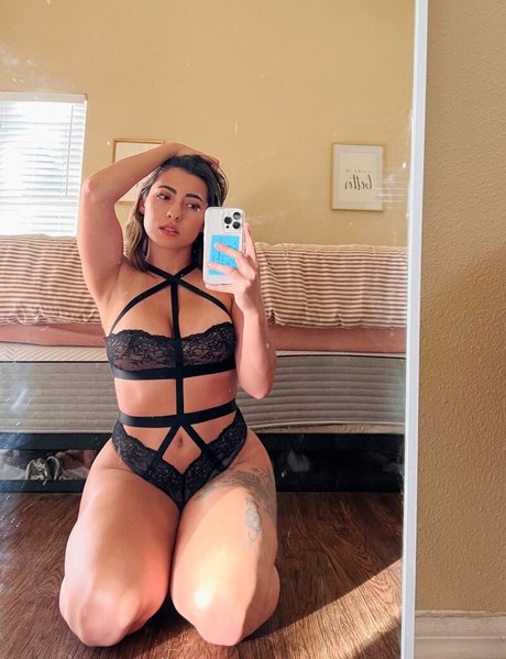 laurentheworm pretty pornstar picture